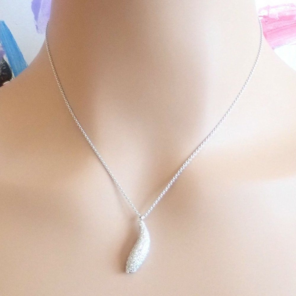 Authentic! Tiffany & Co 18k White Gold Frank Gehry Diamond Fish Necklace - Picture 9 of 12